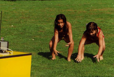 kinder+rob.gif (72744 bytes)